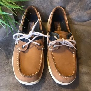 margaritaville boat / loafer shoes - authentic